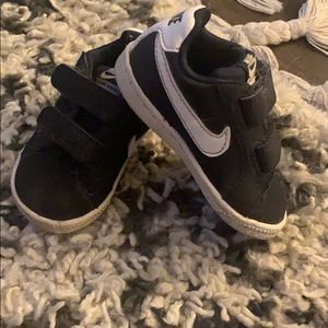 Nike toddler shoes